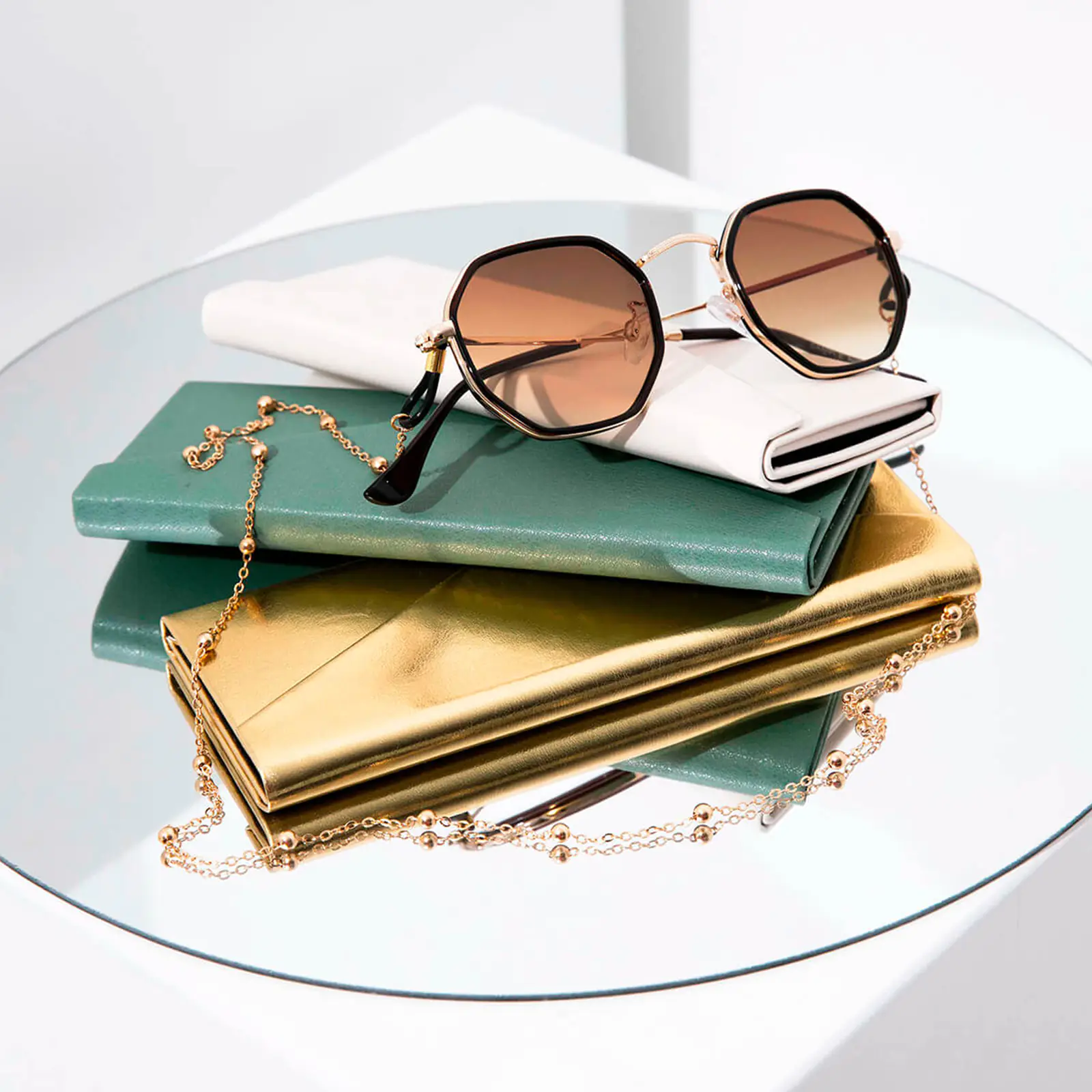 Accessoires and Optics