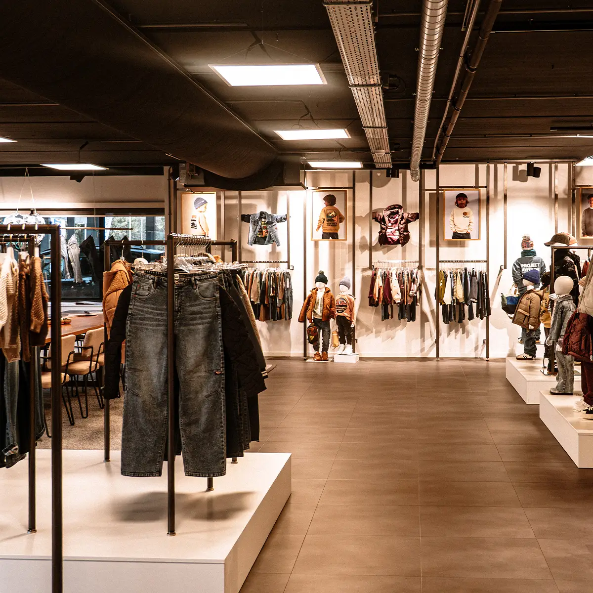 showroom jomo fashion